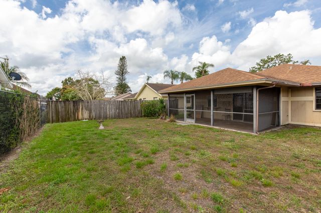 12466 Guilford Way, Wellington, FL 33414