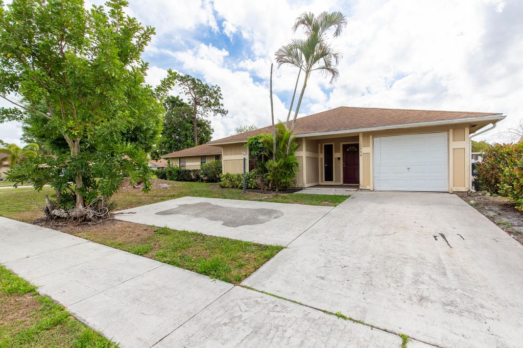 12466 Guilford Way, Wellington, FL 33414