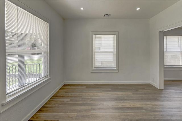 1540 Poplar Avenue, Kansas City, MO 64127