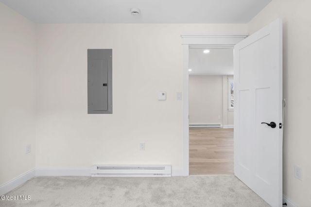 14 Park Way, Castleton-on-hudson, NY 12033