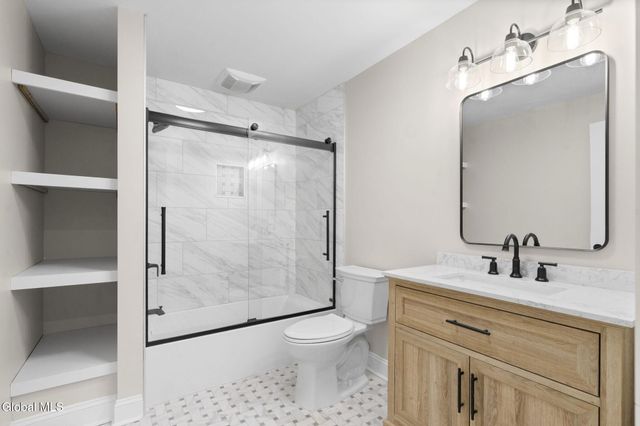 14 Park Way, Castleton-on-hudson, NY 12033