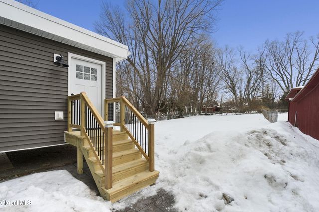 14 Park Way, Castleton-on-hudson, NY 12033