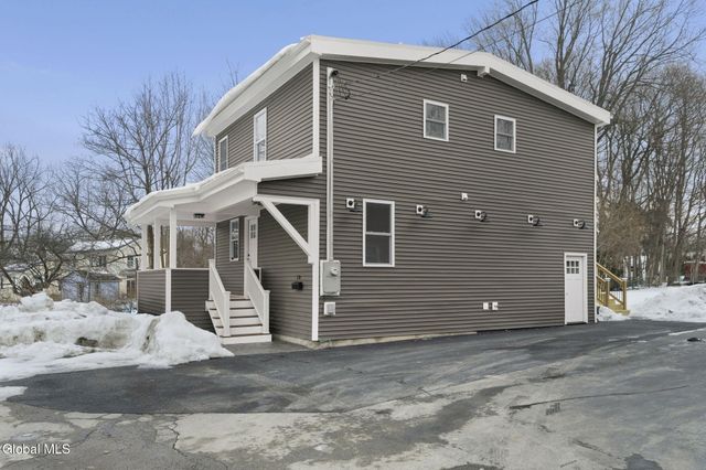 14 Park Way, Castleton-on-hudson, NY 12033