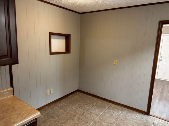 5941 Leesway Blvd, Pensacola, FL 32504