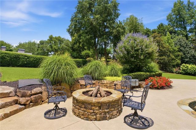2455 Flat Stone Drive, Cumming, GA 30041