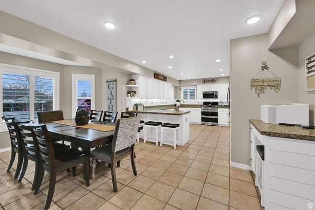 4412 W LENNOX DR, South Jordan, UT 84009