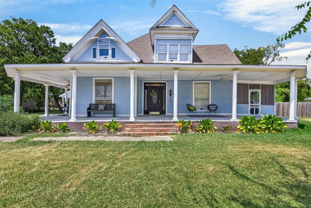 605 E 9th Street, Kemp, TX 75143