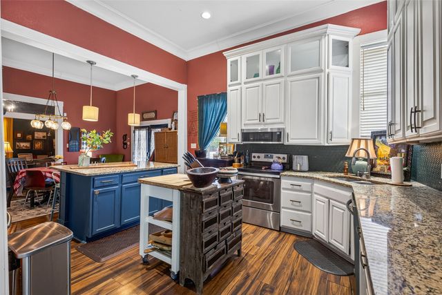 605 E 9th Street, Kemp, TX 75143