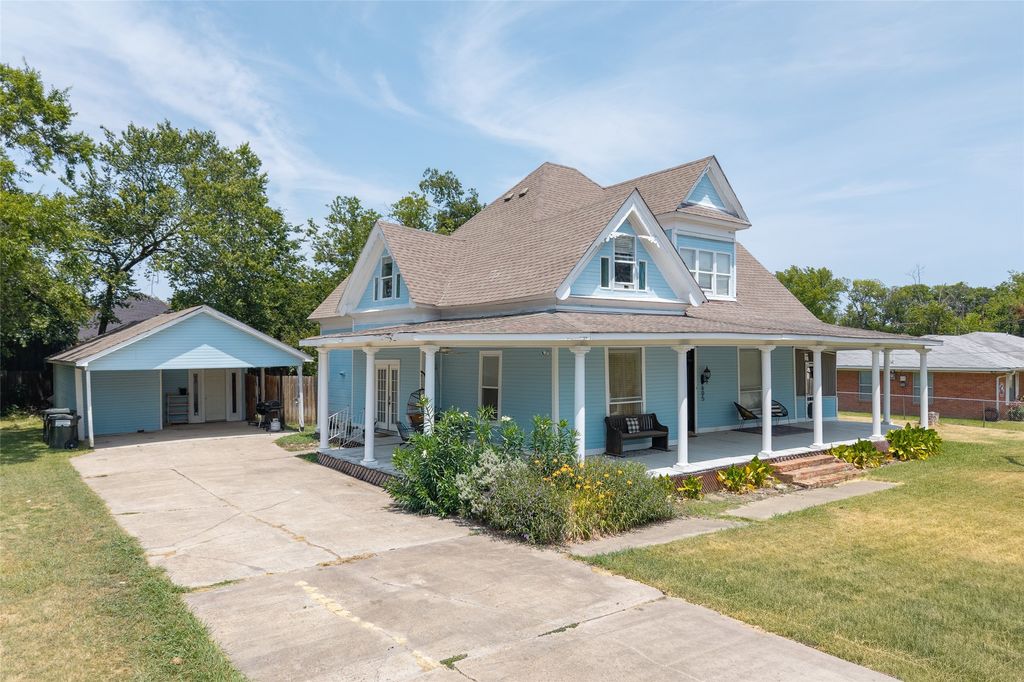 605 E 9th Street, Kemp, TX 75143