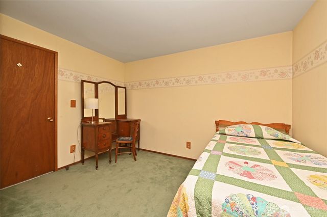 10733 Bartlett Avenue NE, Seattle, WA 98125