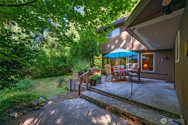 10733 Bartlett Avenue NE, Seattle, WA 98125