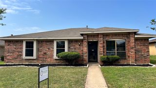 1725 Glencairn Lane, Lewisville, TX 75067