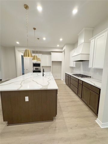 2661 Lannister, Corpus Christi, TX 78415