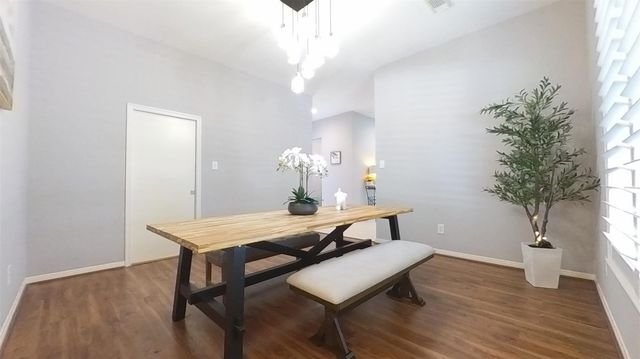 3339 Country Club Boulevard, Stafford, TX 77477