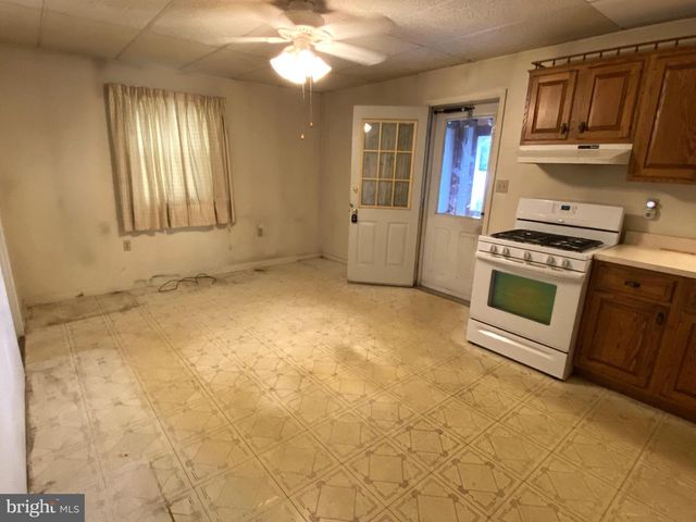 418 COLUMBIA ST, Cumberland, MD 21502