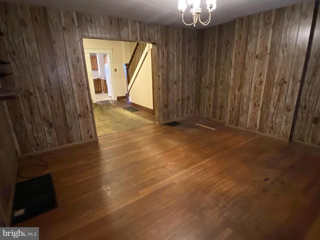 418 COLUMBIA ST, Cumberland, MD 21502