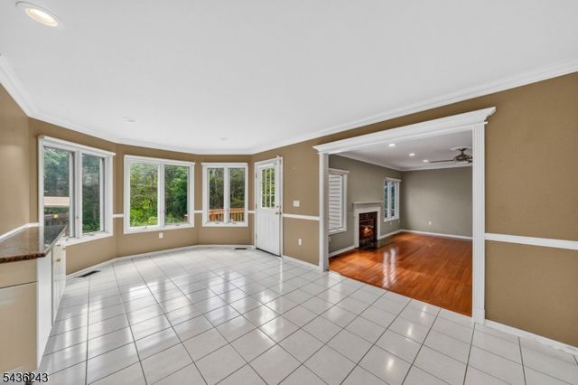 8 Van Duyne Ct, Montville Twp., NJ 07082