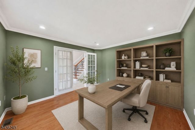 8 Van Duyne Ct, Montville Twp., NJ 07082