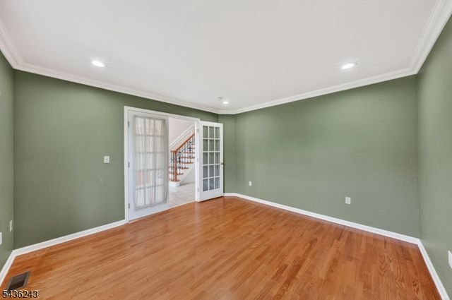 8 Van Duyne Ct, Montville Twp., NJ 07082