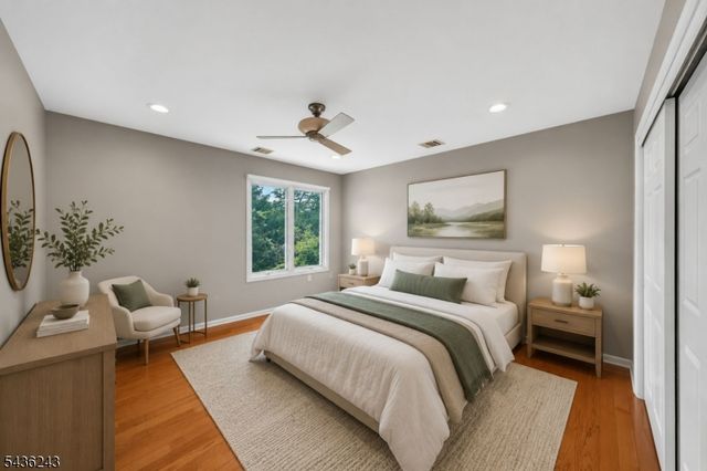 8 Van Duyne Ct, Montville Twp., NJ 07082