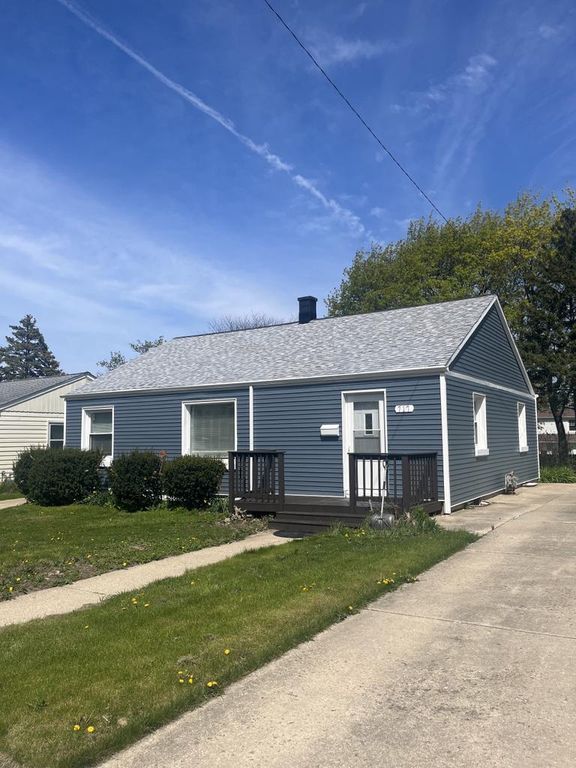 717 Illinois STREET, Racine, WI 53405