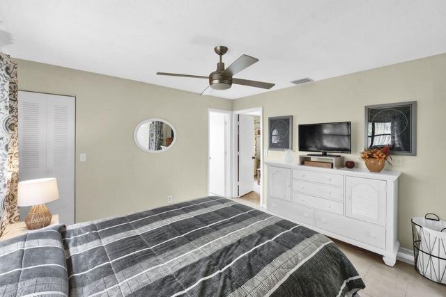 14765 Country Lane, Delray Beach, FL 33484