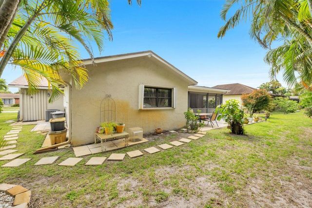 14765 Country Lane, Delray Beach, FL 33484