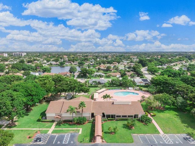 14765 Country Lane, Delray Beach, FL 33484