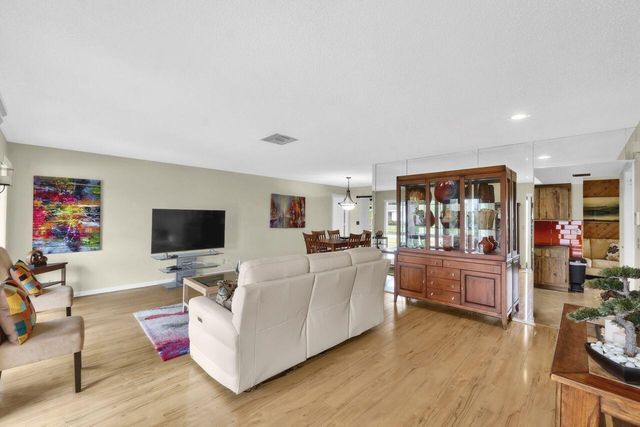 14765 Country Lane, Delray Beach, FL 33484