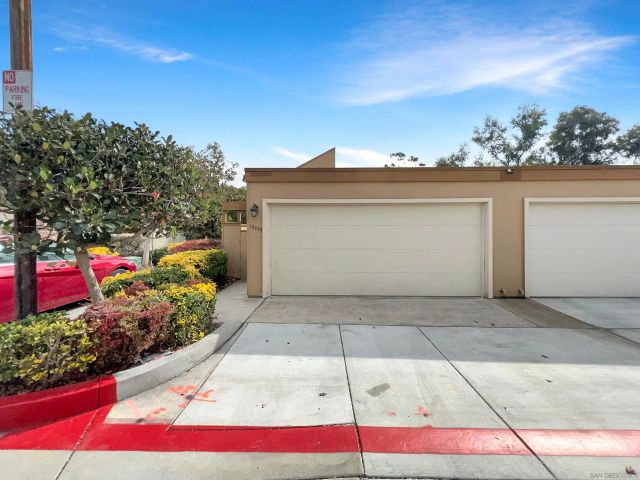 10447 Caminito Banyon, San Diego, CA 92131