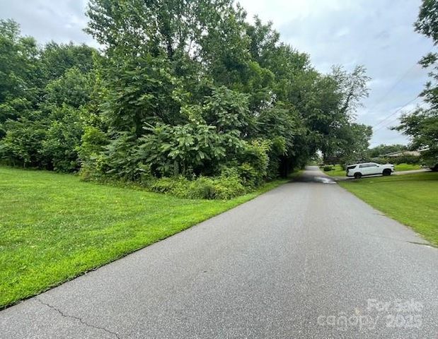 135 Michelle Drive, Ellenboro, NC 28040