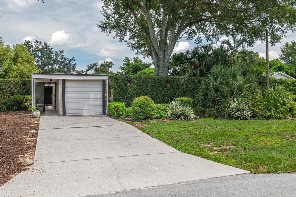 1549 DREXEL AVE NE, Winter Haven, FL 33881