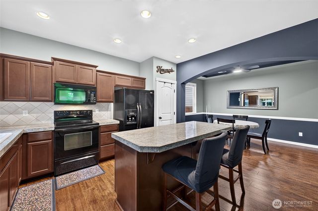 19003 87th Avenue Ct E, Puyallup, WA 98375