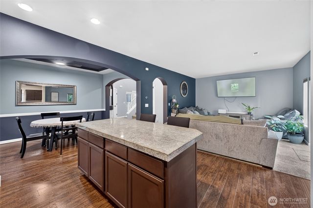19003 87th Avenue Ct E, Puyallup, WA 98375