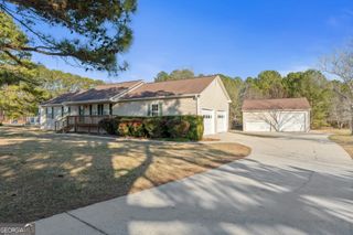 140 Moseley Drive, Stockbridge, GA 30281