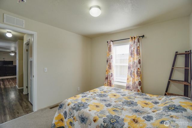 300 SW 7th Avenue #211, Battle Ground, WA 98604