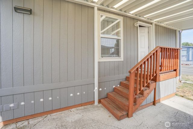 300 SW 7th Avenue #211, Battle Ground, WA 98604