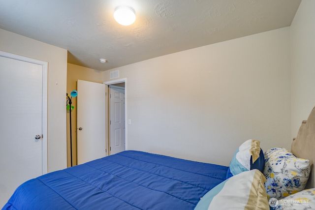 300 SW 7th Avenue #211, Battle Ground, WA 98604