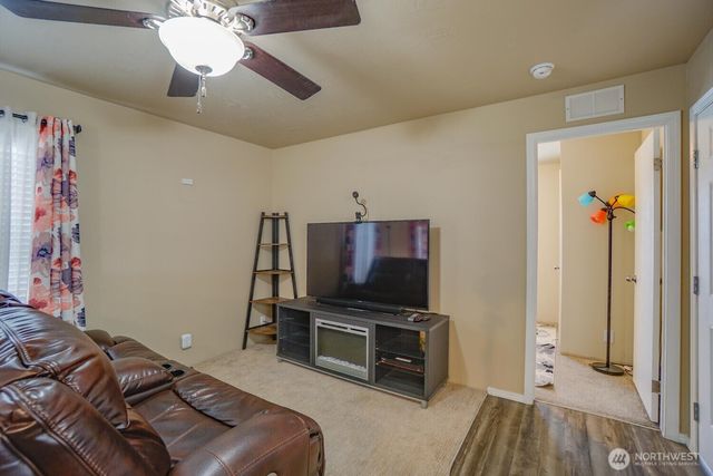 300 SW 7th Avenue #211, Battle Ground, WA 98604