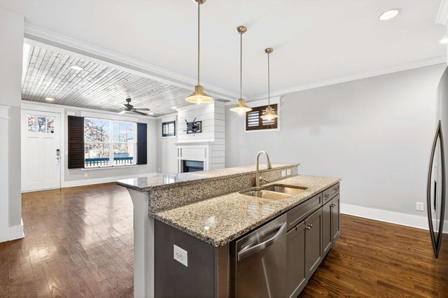 604 45th Ave, N, Nashville, TN 37209