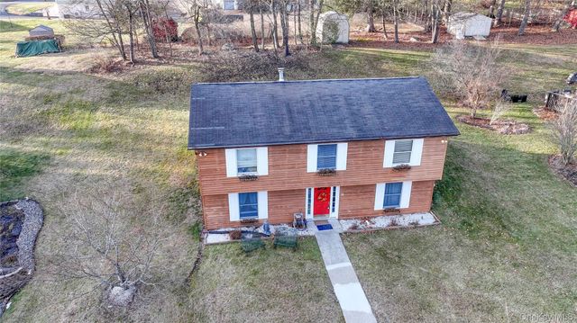 30 Oakland Avenue, Montgomery, NY 12586