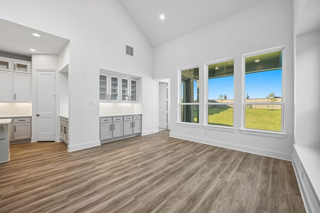 11760 Edgewood Drive, Justin, TX 76247