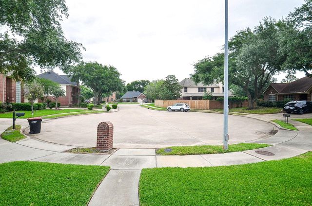 11414 Oak Lake Vista Court, Sugar Land, TX 77498