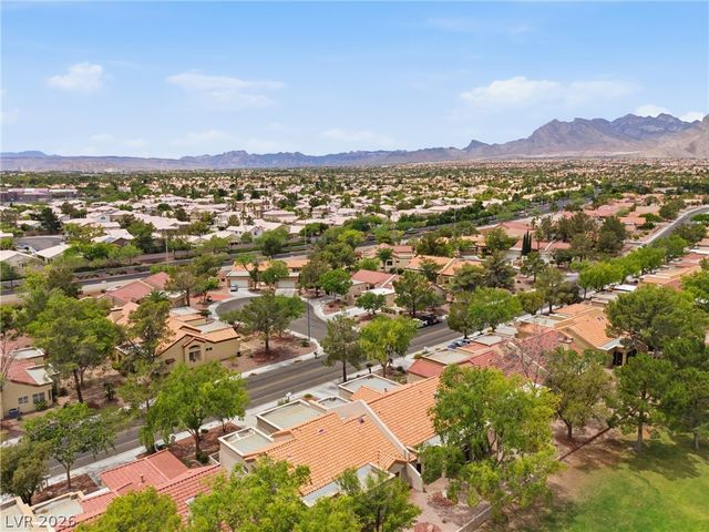 9024 Sundial Drive, Las Vegas, NV 89134
