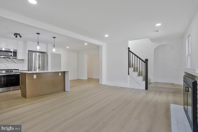 2500 ARLINGTON, Arlington, VA 22204