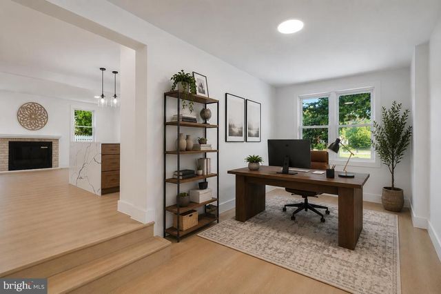 2500 ARLINGTON, Arlington, VA 22204