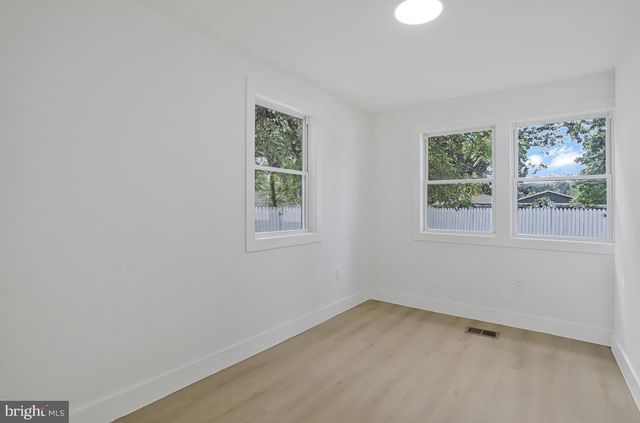2500 ARLINGTON, Arlington, VA 22204