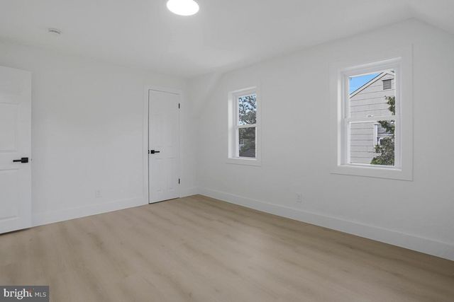 2500 ARLINGTON, Arlington, VA 22204