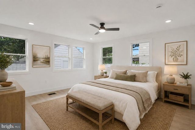 2500 ARLINGTON, Arlington, VA 22204