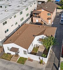 14143 Victory Boulevard, Van Nuys, CA 91401